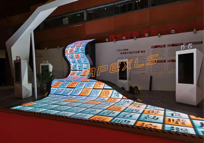 雷曼-康碩展創(chuàng)意LED顯示屏展現(xiàn)城市之美
