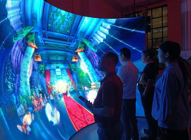 2024上海國際光影節(jié) | 雷曼康碩展沉浸式LED球幕吸睛