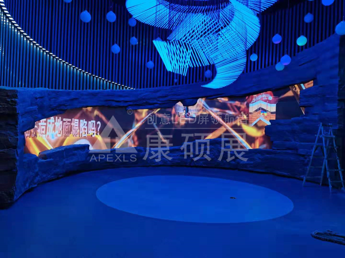 ?山東東營(yíng)勝利油田博物館發(fā)展史廳異形屏
