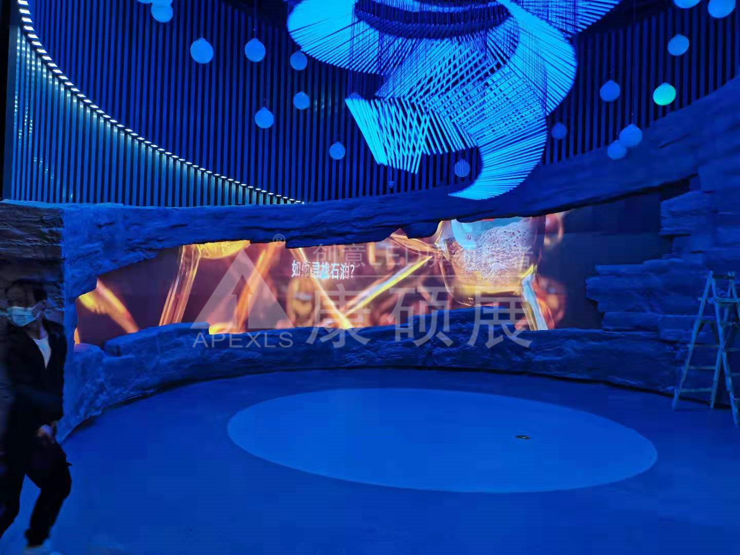 ?山東東營(yíng)勝利油田博物館發(fā)展史廳異形屏